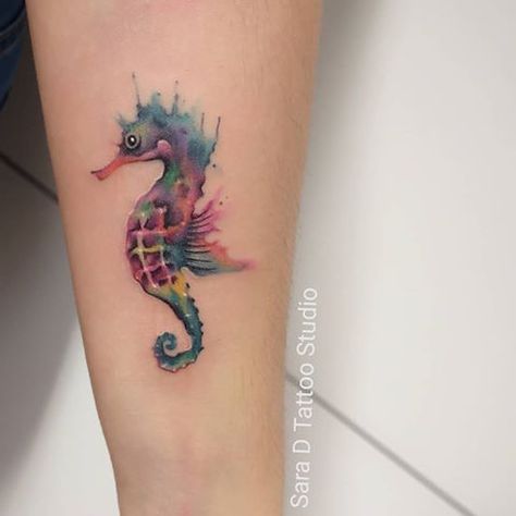 Seahorse Tattoos For Women, Sealife Tattoos, Seahorse Tattoos, Water Tattoos, Butterfly Tattoo Cover Up, Sisters Tattoo, Seahorse Tattoo, Seashell Tattoos, Flower Thigh Tattoos