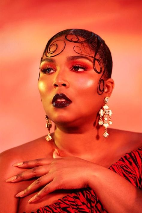 . on Twitter: "lizzo is so beautiful🥺❤️… " Atlantic Records, On Twitter, Makeup, Twitter, Gold, Black, Make Up