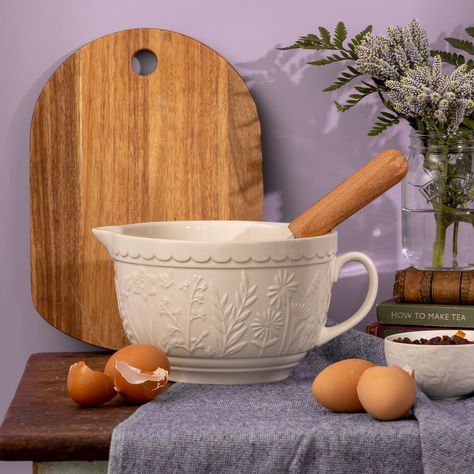 There&apos;s nothing quite like enjoying a batch of freshly baked cookies that were made in this gorgeous Mason Cash batter bowl. With a handle and spout for easy pouring, this solid stoneware bowl is chip resistant and sturdy, yet light enough to hold comfortably while hand mixing. Plus, you can&apos;t go past its embossed meadow design! Explore the Mason Cash range and be captivated by more charming designs, colours and collections. Cake Mixes, Batter Bowl, Quirky Decor, Kitchen Themes, Mixing Bowls, The Meadows, Beautiful Gifts, Australian Design, Kitchen Stuff