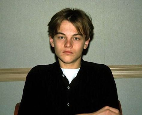 90's Club Kid Dicaprio 90s, Young Leo Dicaprio, Leo And Kate, Leonardo Dicaprio 90s, Jack Dawson, Young Leonardo Dicaprio, Hxh Characters, Leo Dicaprio, Mockingjay