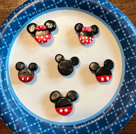 Mickey & Minnie magnets Disney Cruise Magnets, Fish Extender, Pixie Dust, Disney Cruise, Mickey Minnie, Magnets, Fish, Disney