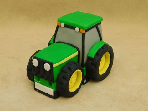 Tractor Cake Topper, Tractor Birthday Cakes, Cake Decorating For Kids, Farm Birthday Cakes, Tractor Decor, Tractor Cake, Lion King Birthday, Cupcake Cake Designs, Bear Birthday Party