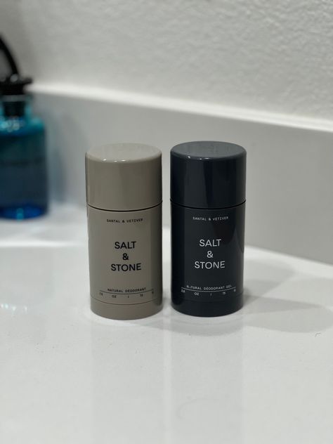 Salt & Stone Natural Deodorant is the best smelling deodorant on the market! #cleanbeauty #bathandbodycare Aesthetic Deodorant, Salt Deodorant, Deodorant Aesthetic, Luxury Deodorant, Salt And Stone Deodorant, Hygiene Products Deodorant & Antiperspirant, Smelling Salts, Gel Natural, Salt Stone