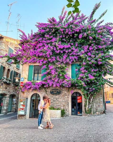 Sirmione Lake Garda, Sirmione Italy, Vacation Captions, Italy Street, Different Points Of View, Packing List For Vacation, Vacation Mood, Travel Outfit Summer, Lake Garda