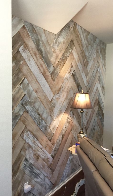 Reclaimed Wood Accent Wall, Wooden Accent Wall, Wood Wall Design, Herringbone Wall, House Interior Kitchen, Wood Pallet Wall, Wood Accent Wall, Accent Walls In Living Room, Reclaimed Wood Wall