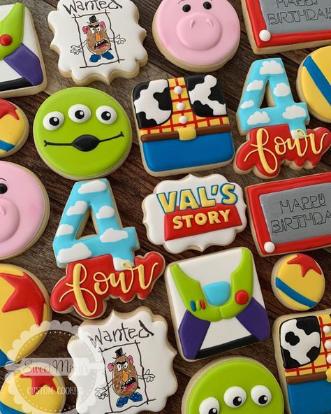 Toy Story cookies for Val’s 4th birthday! . #toystorycookies #toystory #toystorybirthday #toystoryparty #partyideas #mrpotatohead… Princess First Birthday Party, Toy Story Birthday Cake, Toy Story Cookies, 4de Verjaardag, Princess First Birthday, Toy Story Party Decorations, Toy Story Baby, Disney Cookies, Toy Story Theme