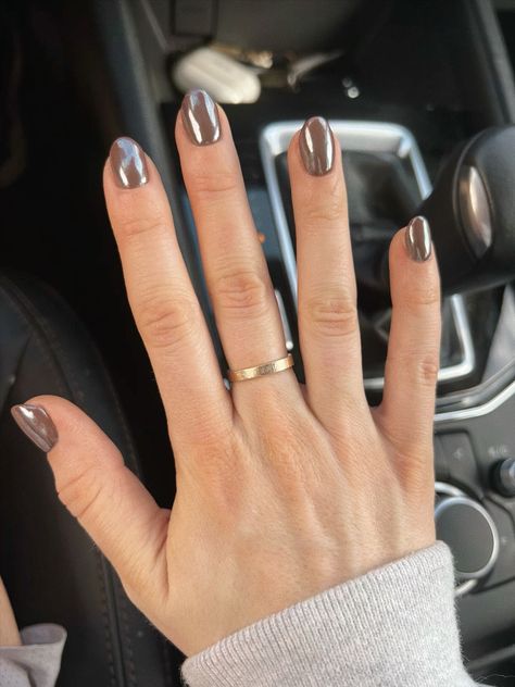 september nails 2024 #SeptemberNails2024  #FallNailTrends  #AutumnNailArt  #SeptemberManicure  #NailInspo2024  #FallNails2024  #AutumnVibes  #NailGoals  #SeasonalNails  #NailDesigns2024 Simple Christmas Nails Brown, Short Chrome Nails Fall, Brown Nails Acrylic Chrome, Brown Nail With Chrome, Brown Chrome Nails Short Square, Hot Chocolate Chrome Nails, Short Gel Nails Winter 2023, Brown With Crome Nails, Nail Chrome Colors