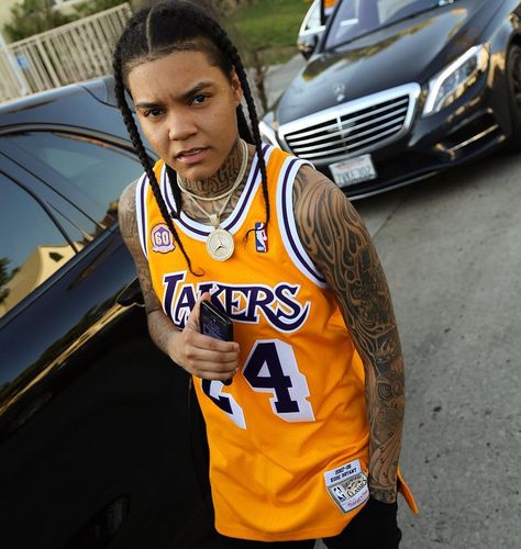 Had a lot of bad days needed better days... The hate never leaves love never stays... Young Ma Rapper, Hip Hop Fashion Dance, Stud Outfits, Young Ma, Drippy Outfit, Lesbian Fashion, Street Fashion Men Streetwear, Hipster Outfits, Tomboy Outfits