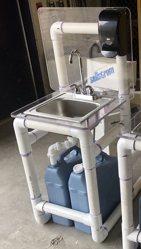 Portable Hand Washing Station Diy, Pvc Pipe Furniture, Pvc Furniture, Diy Deck Furniture, Portable Sink, Washing Station, 2x4 Projects Diy Outdoor Furniture, Crate Furniture Diy, Pvc Pipe Crafts