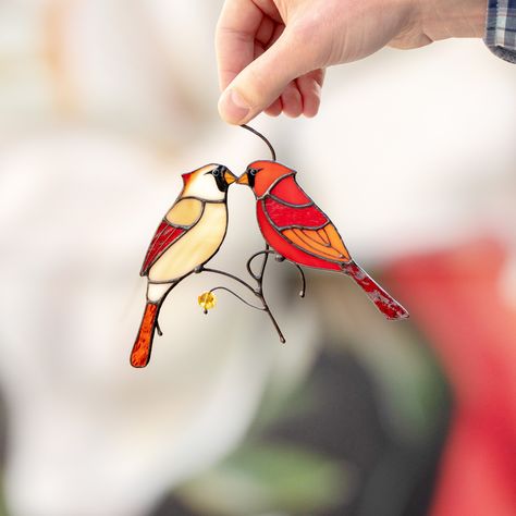 This stained glass kissing cardinals will arise the most romantic feelings in your heart ❤️ It will also serve as a meaningful gift for your partner on any occasion Cardinal Suncatcher, Stained Glass Cardinal, Stained Glass Window Hangings, Spectrum Glass, L'art Du Vitrail, Cedar Waxwing, Modern Stained Glass, Stained Glass Bird, Stained Glass Birds