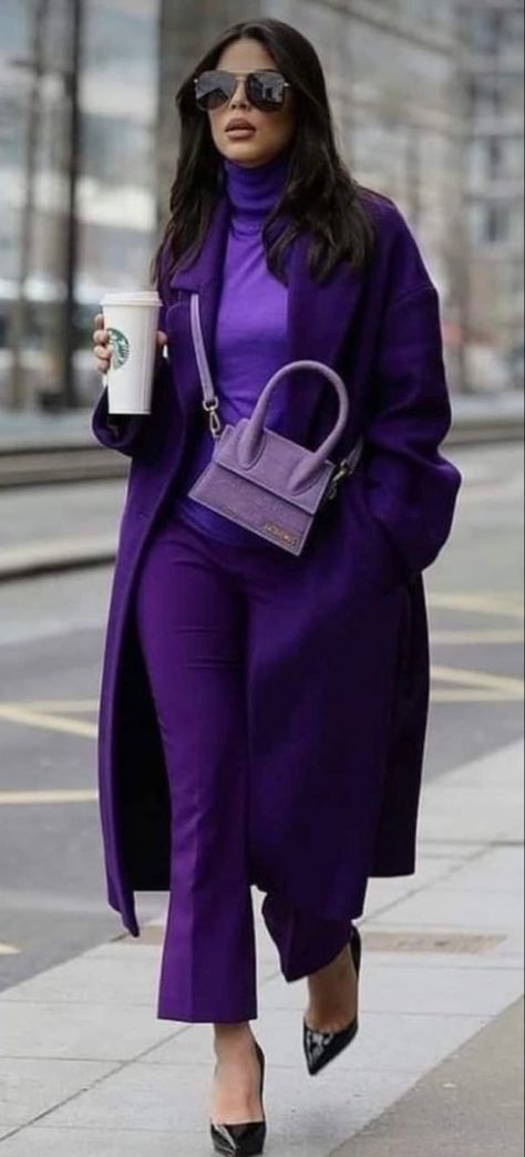 Proportions Outfit, Colour Blocking Outfit Ideas, Colour Blocking Outfit, Jewel Tone Outfits, Jewel Tones Fashion, Insane Person, Deep Winter Palette Outfits, Style In 2023, Deep Winter Palette