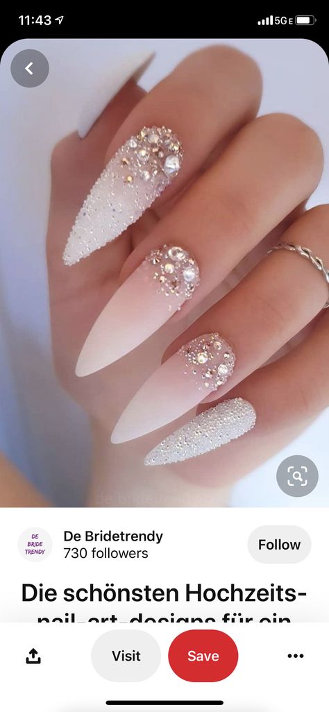 Holiday Fudge Recipes, Neutral Nails Acrylic, Stilleto Nails Designs, Gold Acrylic Nails, Extension Designs, Eye Makeup Pictures, Bride Nails, Neutral Nails, Bridal Nails