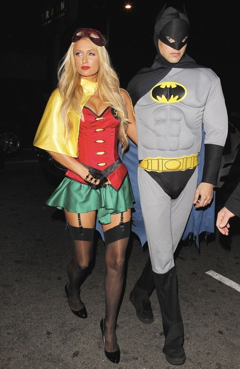 Pin for Later: 55+ Celebrity Couples Halloween Costumes Paris Hilton and River Viiperi as Robin and Batman Robin Halloween Costume, Batman And Robin Costumes, Celebrity Couple Costumes, Batman Halloween, Dc Costumes, Robin Costume, Halloween Mode, Couples Halloween Costumes, Kostum Halloween