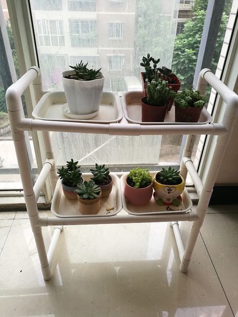 PVC Flower Rack Pipe Furniture Diy, Ladder Plant Stand, Garden Rack, Pvc Pipe Crafts, Flower Rack, Pvc Pipe Projects, Flower Tray, Pvc Projects, Garden Shelves