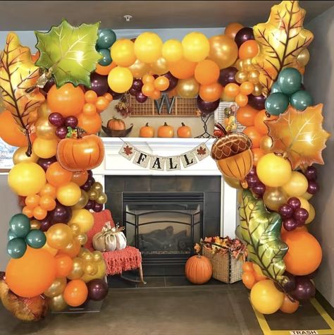 Fall Harvest Balloon Arch, Harvest Balloon Decorations, Fall Balloon Backdrop Ideas, Harvest Backdrop Ideas, Fall Ballons Decoration, Fall Festival Balloon Arch, Fall Balloon Columns, Thanksgiving Balloon Arch, Pumpkin Balloon Arch