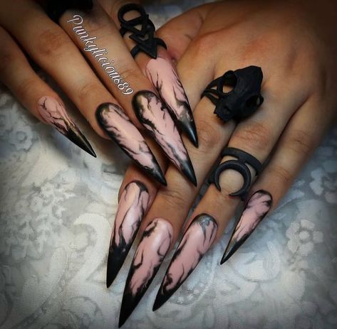 These nails are fierce af! 🖤💀 We love the Rogue and Wolf rings too! 📸 @Punkylicious89 . #AttitudeClothing #RogueandWolf #jewellery #jewelry… Wolf Nail Art, Wolf Nails, Wolf Rings, Holloween Nails, Wolf Ring, Attitude Clothing, Gothic Nails, Dyed Hair Inspiration, Stiletto Nails