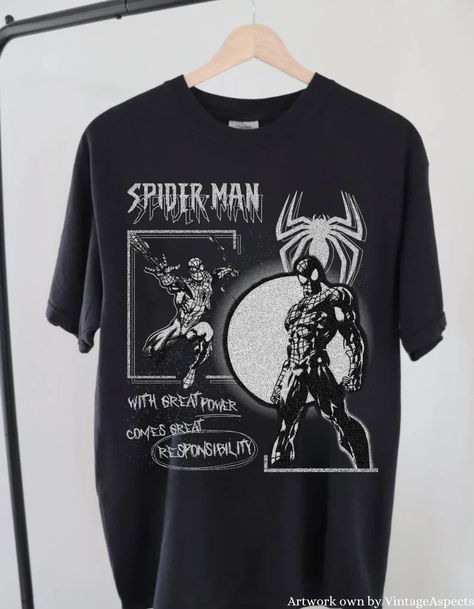 Spiderman Shirt Design, Spiderman T Shirt Design, Spiderman Tshirt Design, Harrison Core, Spiderman Tshirt, Outfits Masc, Vintage Spiderman, Graffiti Shirts, Spiderman Comic Books