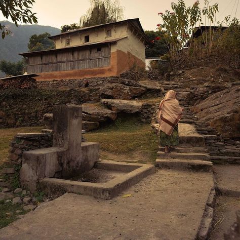 The Village of Lamjung 💛 📸: @cj_karki . . . . . . . . . . . #yourshotphotographer #natgeoyourshot #oph #nepal #visitnepal #nustaharamkhor #lonelyplanetindia #travelphotography #lamjung #agameoftones #artofvisuals #lensculture #natgeo #magnumphotos #village #villagelife #nepalisbeautiful #travelnepal #nepali