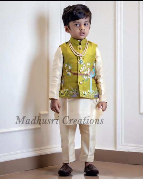 Baby Boy Ethnic Wear, Traditional Dress For Boy, Boys Party Wear, Kids Wedding Outfits, Kids Dress Boys, Kids Ethnic Wear, Baby Boy Dress, Kids Dress Wear, Kids Dress Patterns