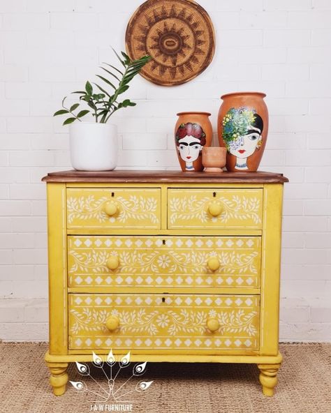 Bohemian Chest Of Drawers, Hand Painted Dressers Bohemian, Painted Dresser Design, Hand Painted Chest Of Drawers, Hand Painted Furniture Bohemian, Painted Dresser Ideas Boho, Hand Painted Dressers, Classy Furniture, Revamp Furniture