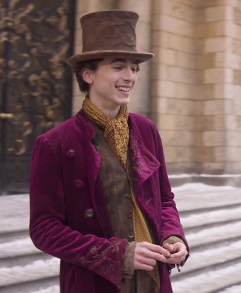 #timotheechalamet #wonka Wonka 2023, Timmy T, Party Suits, Willy Wonka, The Perfect Guy, Tuxedo For Men, Collage Wall, Barbie Movies, Film Awards