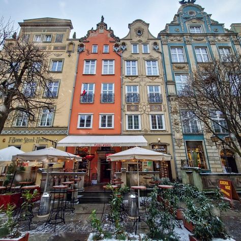 How to Travel Cheaply to Gdańsk, Poland, at Christmas 🎄✈️ Gdańsk, with its fairy-tale streets and vibrant Christmas market, is a dream destination during the holiday season. Fortunately, experiencing this festive wonderland doesn’t have to break the bank. Here’s how to visit Gdańsk on a budget this Christmas. ✈️Book Budget-Friendly Flights - Look for Low-Cost Airlines: Airlines like Ryanair and Wizz Air frequently offer affordable flights to Gdańsk from major European cities. - Travel Off-P... Wizz Air, European Cities, Christmas Book, Gdansk, Christmas Market, Dream Destinations, The Bank, Low Cost, Fairy Tale