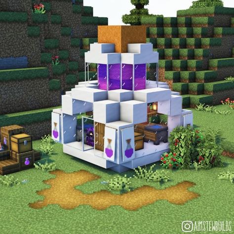 Cute Minecraft Shop Builds, Minecraft Potion House Design, Minecraft Cute Shop Ideas, Minecraft Build Aesthetic Ideas, Potions House Minecraft, Minecraft Mine Entrance Simple, Potion Brewing Room Minecraft Ideas, Potion Station Minecraft, Potion Bottle Minecraft Build