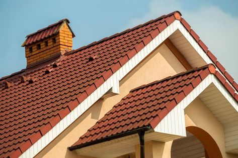 Shingled Roof, Brown Roofs, Light Pink Walls, Roof Cap, Shingle House, House Under Construction, Wooden Facade, Brick Chimney, Stucco Walls