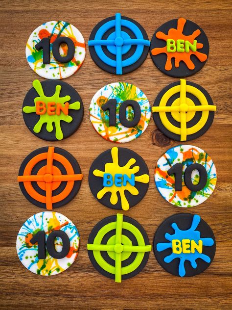 Paintball Party Cupcakes, Paintball Party Decorations, Laser Tag Cookies, Laser Tag Cupcakes, Gellyball Birthday Party Ideas, Paintball Cookies, Gellyball Party, Paintball Party Ideas, Paintball Cupcakes