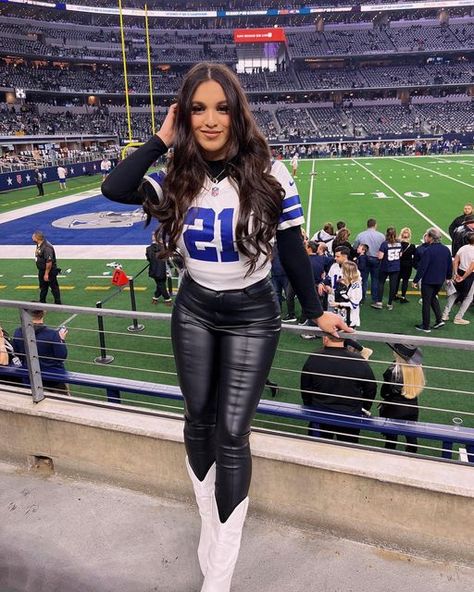 Ciara Football Game Outfits, Cute Dallas Cowboys Game Outfit, Nfl Gf Outfits, Jersey And Boots Outfit Football, Football Jersey And Cowboy Boots Outfit, Texans Football Game Outfit, Nfl Wives Game Day Outfit, Cute Football Outfits For Women Summer, Cute Game Day Outfits Football Winter