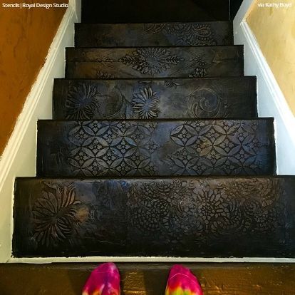 12 diy paint stencil ideas for your stairs Stenciled Stair Treads, Staircase Stencil Ideas, Stenciled Stair Risers Paint, Tiled Stair Risers, Riser Ideas For Stairs, Stair Painting Ideas, Diy Paint Stencil, Stencil Stairs, Stair Risers Ideas