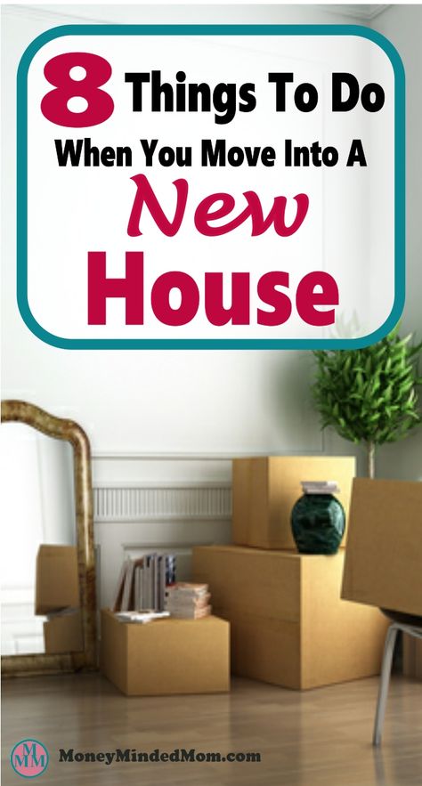 Making a move into a new house can be stressful. Here are 8 awesome tips to relive the burden of moving and stay organized. home | moving | buying a home #moving #buyingahome #movinghacks via @https://www.pinterest.com/moneymindedmom What To Do When Moving Into A New House, How To Move Houses Tips, How To Downsize Your Home For A Move, Tips For Packing To Move Houses, Best Way To Move Houses, Moving Timeline, Moving Into A New House, Moving Ideas, Moving House Tips