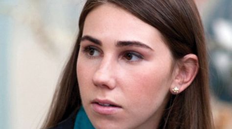 The Hot Seat: Zosia Mamet Shoshanna Shapiro, Zosia Mamet, Girls Hbo, Are You Not Entertained, Scene Stealer, Lena Dunham, Going Gray, Tv Guide, Big Screen