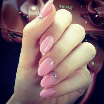 Pink Almond Nails, Rounded Acrylic Nails, Acrylic Nail Shapes, Almond Shape Nails, Her Nails, Almond Nails Designs, Ideas Nails, Nail Nail, Oval Nails