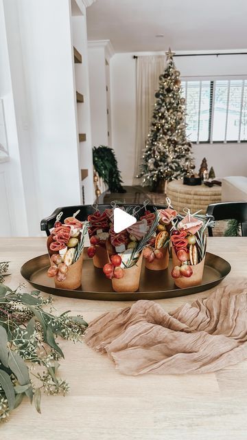 Jen Alvarez • Home Decor on Instagram: "Christmas charcuterie cups 🧀🥂 comment “SHOP”
to get the link to shop straight to your DM’s.
Here’s a fun appetizer for Christmas Eve or Christmas Day brunch. Add your fav charcuterie foods to these cute cups for a twist on the classic charcuterie.

Tag me if you make them 🫶🏼

Link in bio to shop on my shop.LTK - https://liketk.it/4pzAi

#holidayparty #holidayappetizer #winterrecipes #christmasrecipes #holidaycharcuterie #christmasparty #christmasfood #amazonholiday #christmascharcuterie #Itkhome #liketkit #ltkholiday #amazonfinds #amazonhome #charcuterieboards #holidayentertaining #charcuteriecups #bhgholiday #holidayinspo" Charcuterie Foods, Christmas Charcuterie Cups, Christmas Day Brunch, Appetizer For Christmas, Charcuterie Cups, Christmas Charcuterie, Charcuterie Recipes, Holiday Appetizers, Instagram Christmas