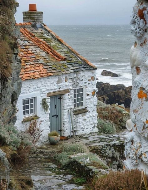 New England Seaside Cottage, Cottage Near The Sea, Small Seaside Cottage, Scottish Cottage Exterior, Rustic Seaside Cottage, Nova Scotia House, Cottage By The Beach, New England Aesthetic Home, Seaside House Exterior