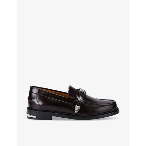 Find TOGA VIRILIS Hardware-embellished Suede Loafershardware-embellished Slip-on Leather Loafers 9 on Editorialist. | Toga Virilis leather loafers100% leatherSlips onClosed round toe, silver-toned hardware, branding at insole, tonal stitchingSpecialist leather cleanUpper: 100% leatherLining: 100% leatherSole: 100% rubber Embellished Shoes, Suede Moccasins, Men Suede, Round Toe Shoes, Suede Loafers, Heeled Loafers, Leather Loafers, Low Heels, Loafers Men