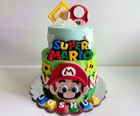 Luigi Cake, Mario Birthday Cake, Mario Bros Cake, Mushroom Cake, Super Mario Cake, Mario Y Luigi, Hyrule Castle, Mario Cake, Mario Bros Birthday