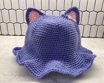 (follow me on Instagram @mariliaarts.ofc) <3 Cat Bucket Hat, Bucket Hat Crochet Pattern, Bucket Hat Crochet, Crochet Cat Hat, Hat Crochet Pattern, Crochet Bucket, Crochet Business, Crochet Bucket Hat, Kawaii Crochet