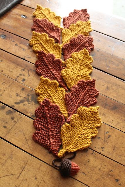 The Velvet Acorn Knitting, Autumn Leaves Knitting Pattern, How To Knit Leaves, Acorn Knitting Chart, Knitting Leaf Pattern Free, Knitted Fall Decor, Knit Fall Decor, Thanksgiving Knitting Patterns, Xmas Knitting Ideas