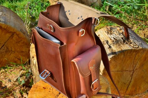 The Best Leather Travel Bag Money Can Buy: Saddleback Leather Squared Backpack Review - Mapping Megan Square Leather Backpack, Leather Sachel, Leather Office Bags, Saddleback Leather, Leather Creations, Square Backpack, Backpack Reviews, Leather Rug, Best Leather