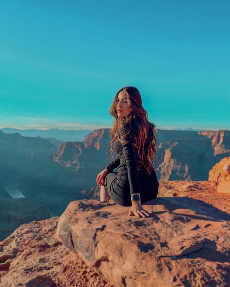 Grand Canyon Poses Photo Ideas, Grand Canyon Outfit, Gran Canyon, Inspire Photography, Grand Canyon Photography, Canyon Photography, Grand Canyon West, Hiking Girl, Hiking Pics