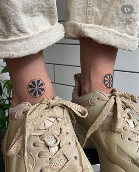 Reverse Tattoo, Stickandpoke Tattoo, Ceramic Tattoo, Ornament Tattoo, Lower Leg Tattoos, Funky Tattoos, Handpoke Tattoo, Ornamental Tattoo, Hand Poked Tattoo