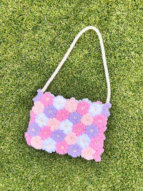 Flower Crochet Bag, Puff Flower, Diy Crochet Bag, Graph Crochet, Flower Crochet, Flower Bag, Beaded Bracelet Patterns, Crochet Cardigan Pattern, Cardigan Pattern