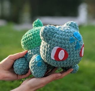 PATRONES AMIGURUMI GRATIS: PATRON GRATIS BULLBASAUR | POKEMON AMIGURUMI 52399 Bulbasaur Crochet Pattern, Pikachu Crochet Pattern, Pikachu Crochet, Pokemon Crochet Pattern, Crochet Pokemon, Pokemon Pattern, Crochet Fruit, Bernat Blanket Yarn, Crochet Animals Free Patterns