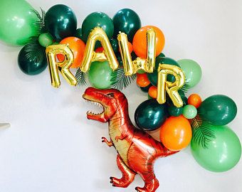 Dino Balloon Garland, Dinosaur Backdrop, Balloon Dinosaur, Dinosaur Birthday Party Decorations, Dinosaur Balloons, Fest Temaer, Dinosaur Themed Birthday Party, Dino Birthday Party, Dinosaur Theme Party