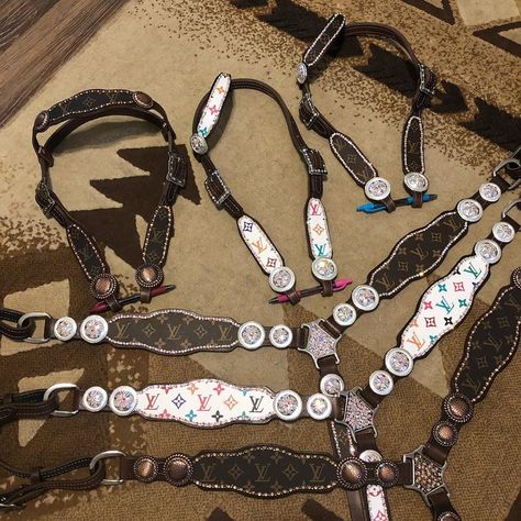 Western Riding Tack, Bling Tack Sets, Barrel Racing Tack Sets, Barrel Racing Tack Rodeo, Bling Horse Tack, Country Core, Bling Tack, Roping Saddles, Horse Products