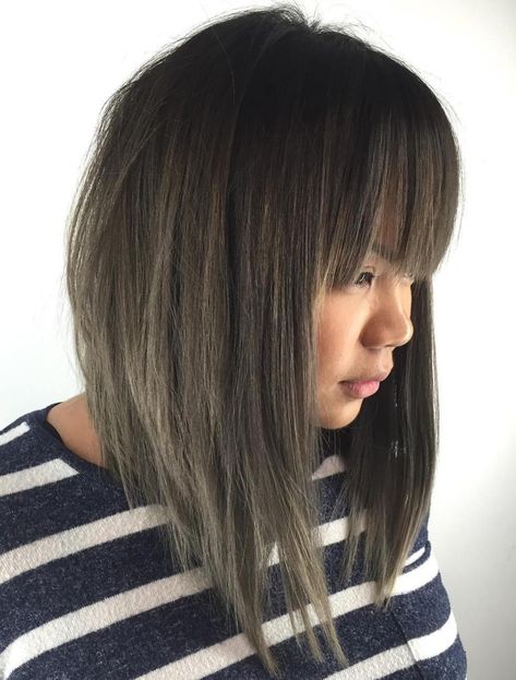 Extra-Long Straight Bangs Hair Cuts Layers Short, Hair Cuts Layers, Bob Riccio, Haircuts For Long Hair With Bangs, Short Choppy Bobs, Choppy Bobs, Shoulder Length Bob Haircut, Long Angled Bob, Long Bob With Bangs