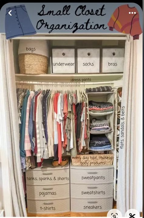 Decor Closet Organization, Tidy Wardrobe, Dorm Closet Organization, Closet Wallpaper, College Dorm Organization, Small Closet Space, Closet Shoe Storage, Dorm Organization, Closet Shelf Organization