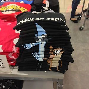 T-shirts Aligned To Show The Characters On Them Regular Show Memes, Satisfying Photos, Reddit Funny, Regular Show, Emo Dresses, Rocker Style, Oddly Satisfying Videos, Rocker Chic, Retro Humor